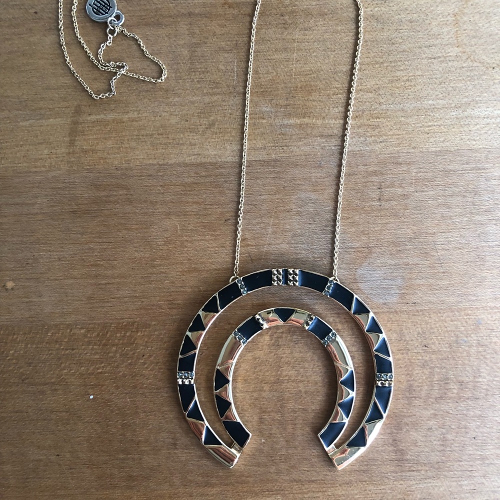 House of Harlow necklace